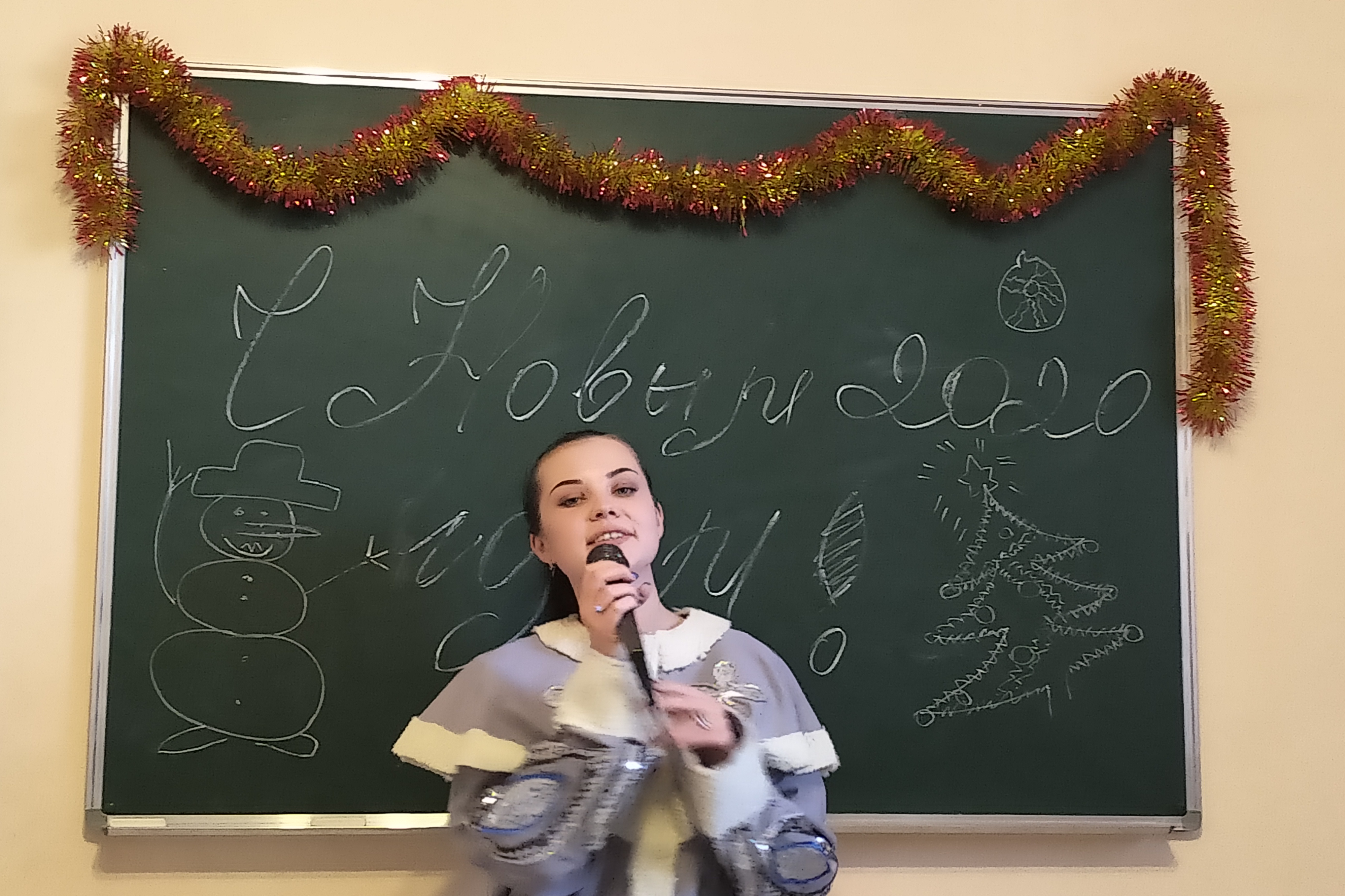 F8B087B4-435B-4DD8-95D4-2F1F235D9DD1